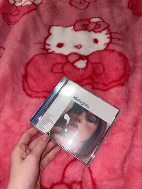 midnight taylor swift cd